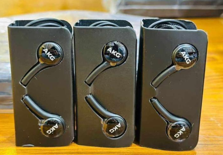 AKG Stereo Handsfree Type C 